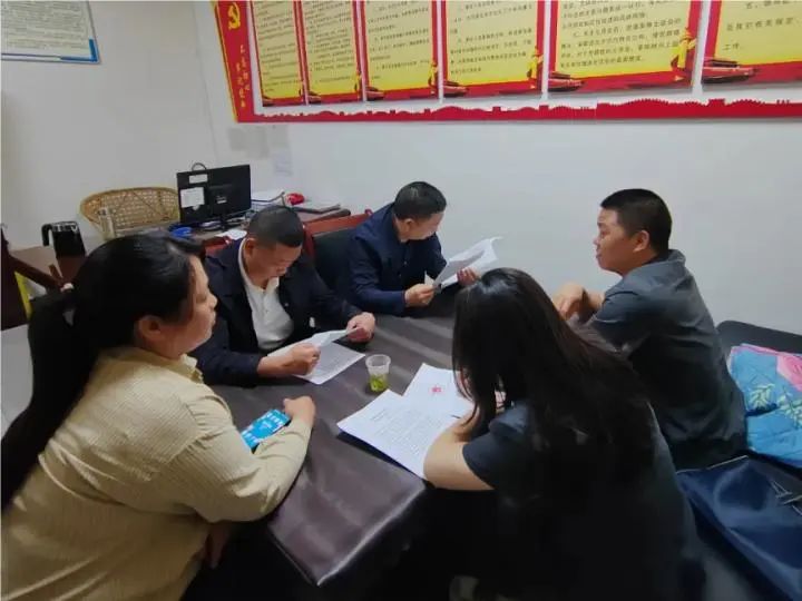 引导“依法带娃”：贵州法院以法促教护成长 